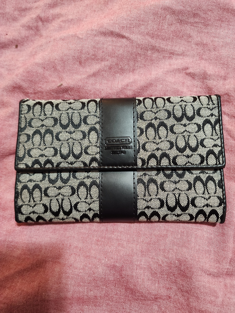 Coach Black and Cream Signature Fold Wallet